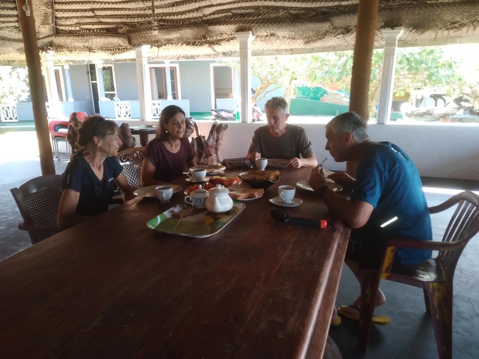 Happy Beach Safari Retreat Хамбантота Экстерьер фото